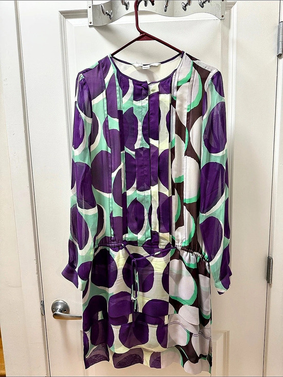 Diane Von Furstenberg Dresses & Skirts - Diane von Furstenberg Geometric Mini Dress in Purple & Green Size 10
